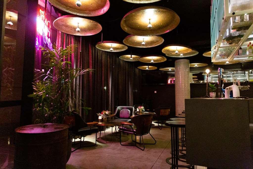 Qt Melbourne Hotel Restaurant foto
